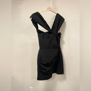 Cameo Collective LBD size medium, little black dress